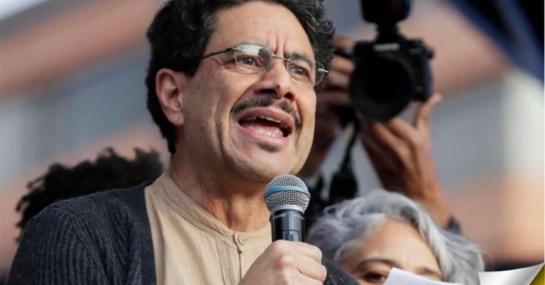 "Hipocresía decir que luchará contra la corrupción y no condenar esto": críticas a Cepeda por no rechazar fiesta en cárcel