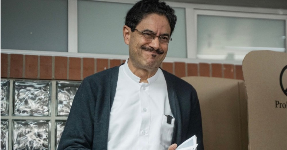 Campaña de Iván Cepeda anuncia Ley Nacional Anticorrupción con sanciones más duras